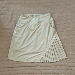 Women's Pastel Pea Green Skirt with Pleated Detail